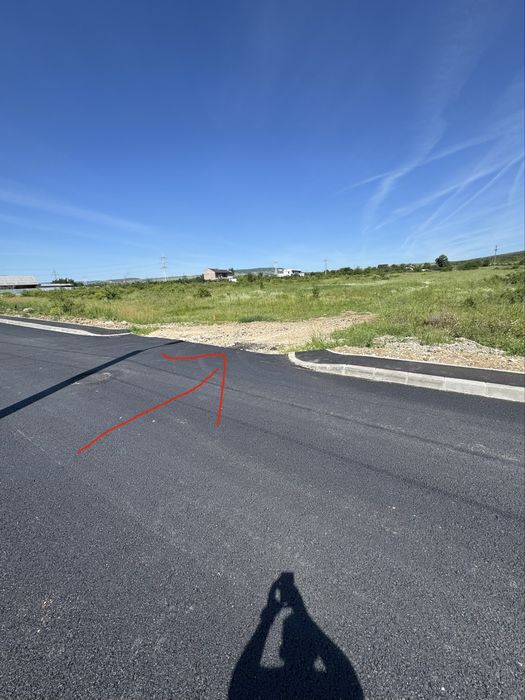 Teren intravilan 615mp, Walter-Prelungirea Linistii, asfalt, utilitati