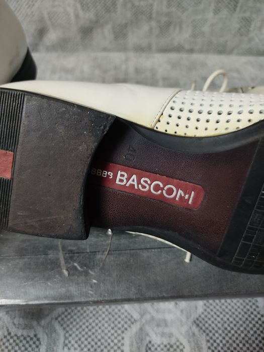 Туфли мужские белые