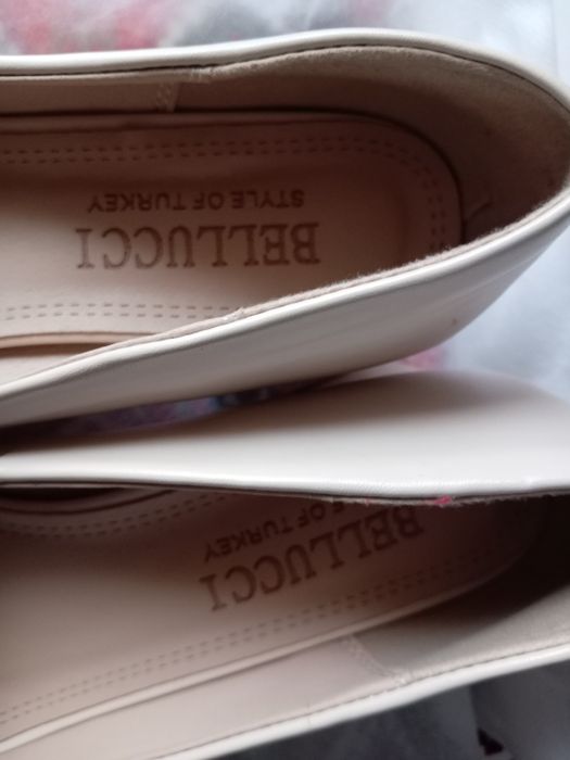 Продам женские туфли!