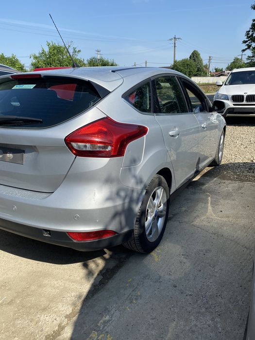 Haion cu lunetă Ford Focus 3 Facelift 2015