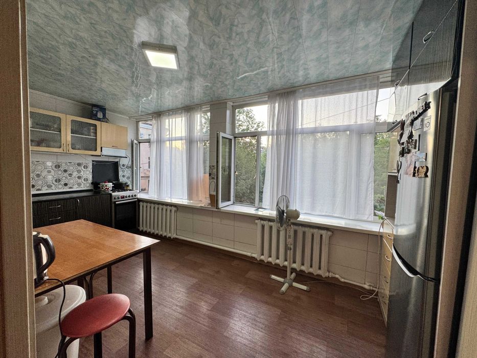 Продаём 3 комн. кв - ул. Терешковой 32