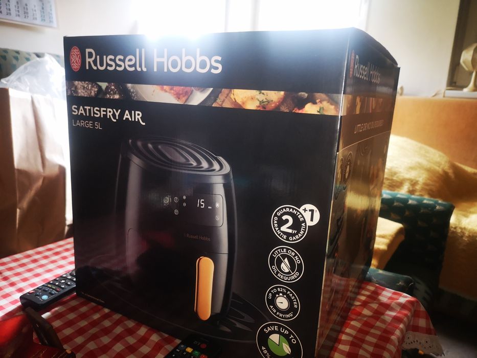 Russel Hobbs SatisFry еър фрайър - 5 литра голям