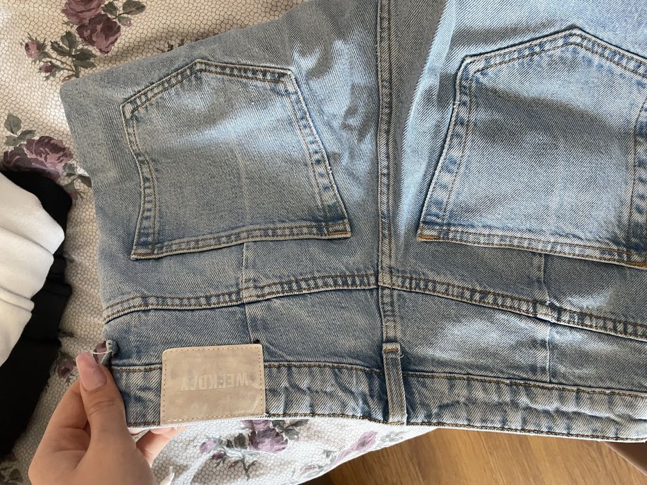 Сини дънки за всяко момиче