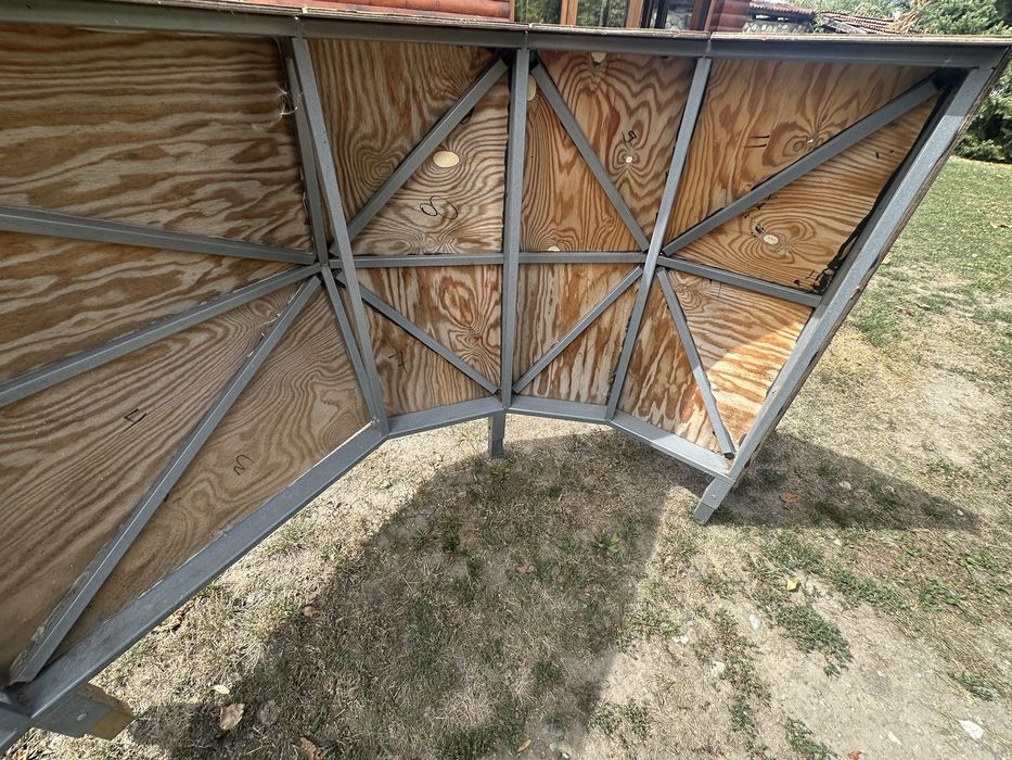 Дървен бар от два модула