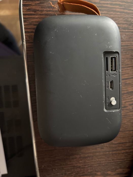 Vând boxă funcțională