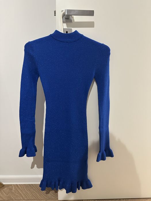 Рокля с бляскави частици Bershka