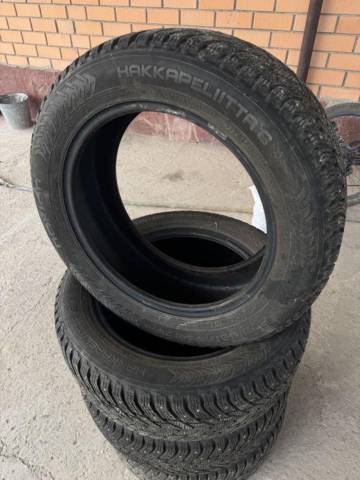 Шины зимние 205/55-R16