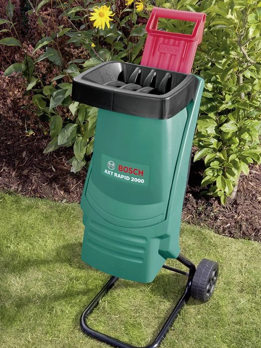 Садовый измельчитель электрический BOSCH AXT Rapid 2000
