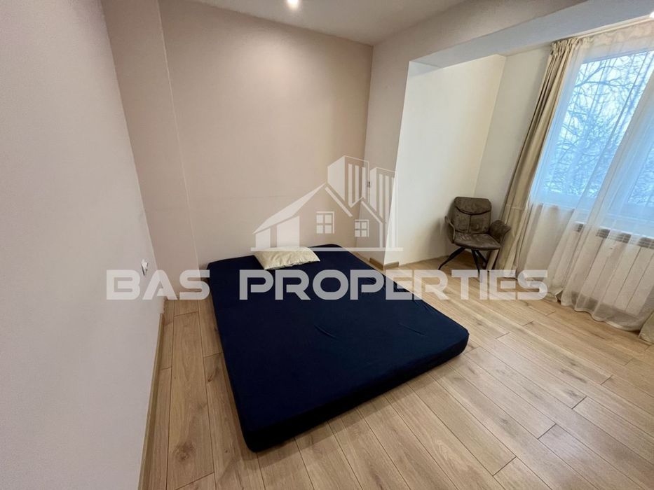 3-стаен в София-Фондови Жилища площ 61