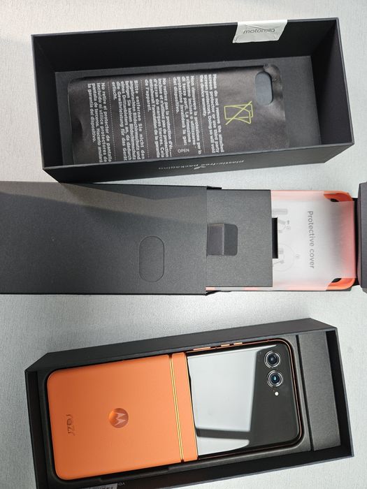 Motorola razr 50 256GB