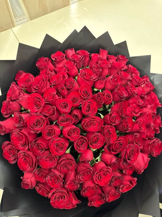 Букет красных роз 101 шт
