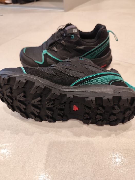 De vânzare Salomon mărimea 40