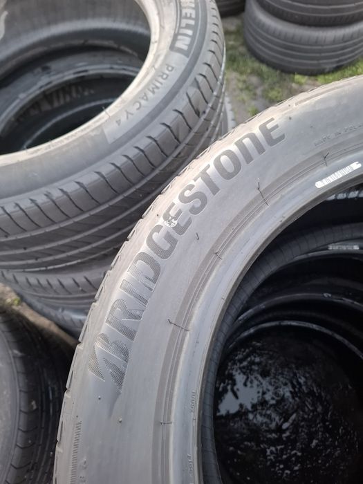 Vand set 4 anvelope 225 50 17 brigestone de vara bune dot 2021