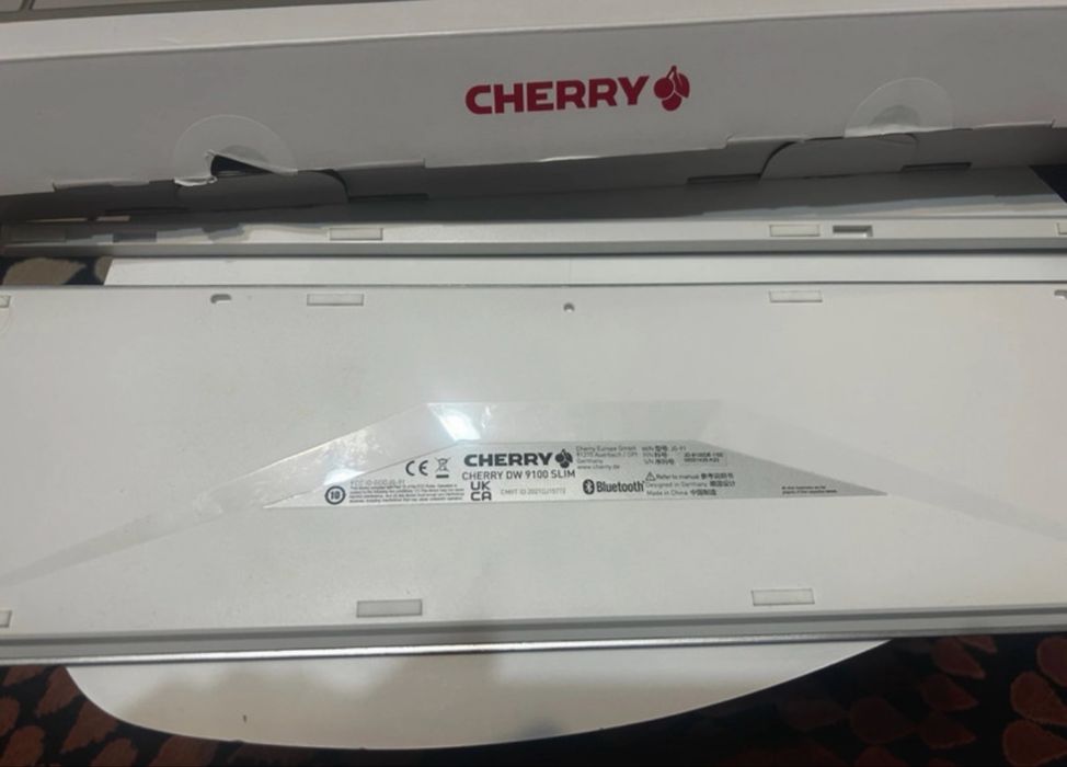 Kit tastatura si mouse wireless Cherry DW 9100 Slim