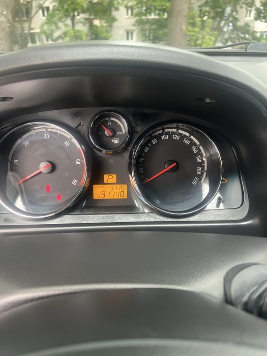 Opel Antara automat
