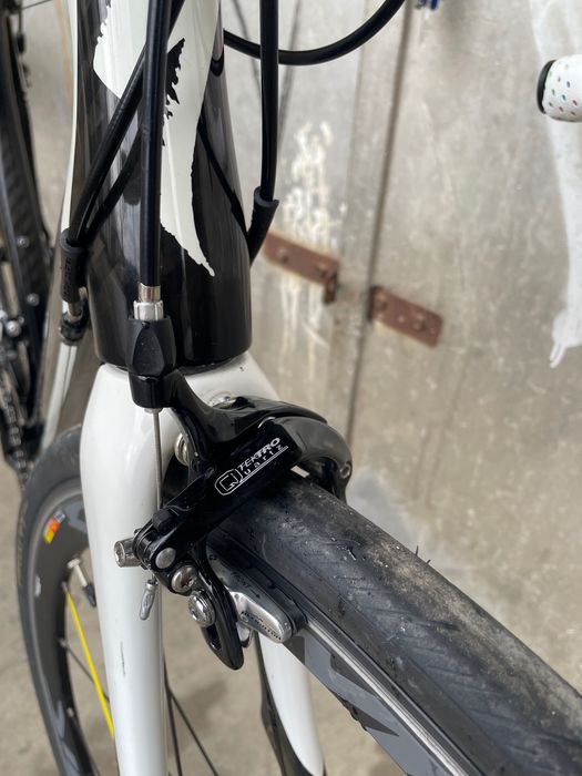 Карбонов шосеен велосипед Specialized Tarmac SL2