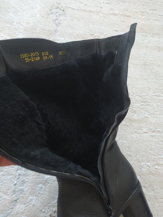 Женские кожаные сапоги