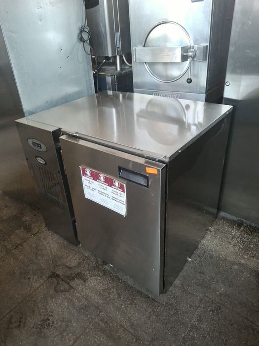 Хладилник FOSTER  за колички НОВ