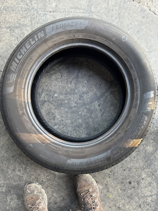 215/65/17 Michelin