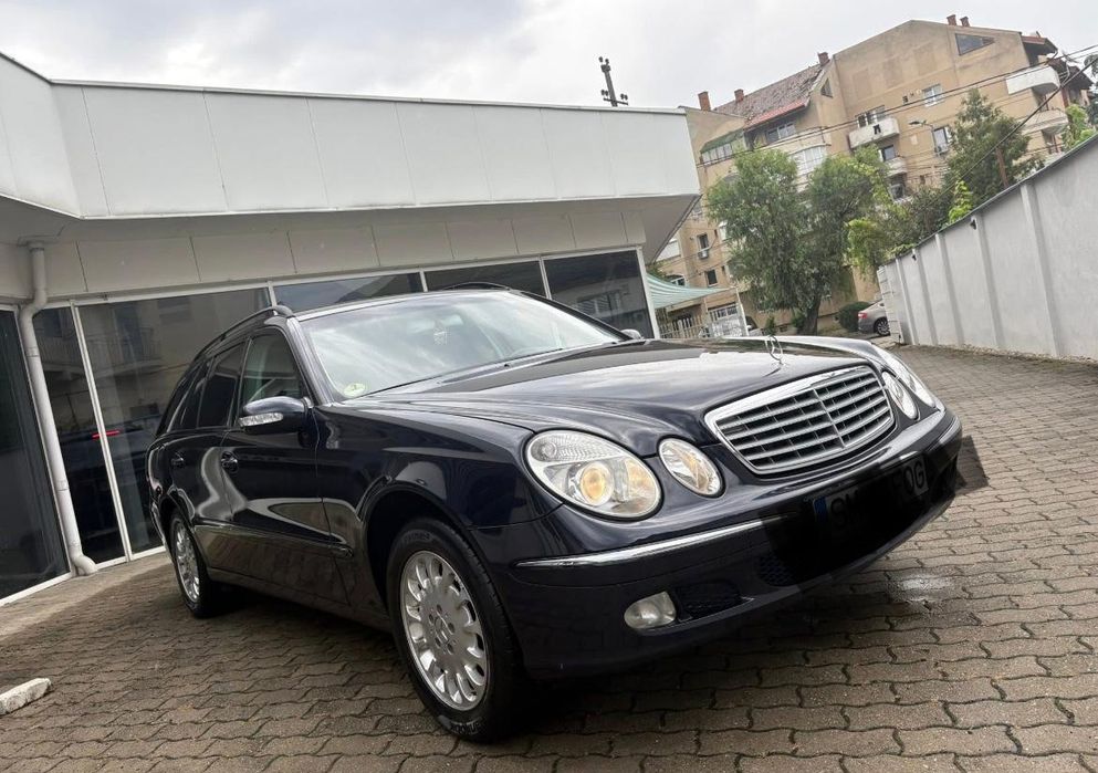 Vând Mercedes w211