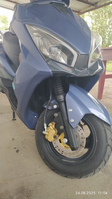 Продам скутер Соник