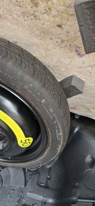 Hyundai  Резервна гума, 4 100 Патерица 115 70 15