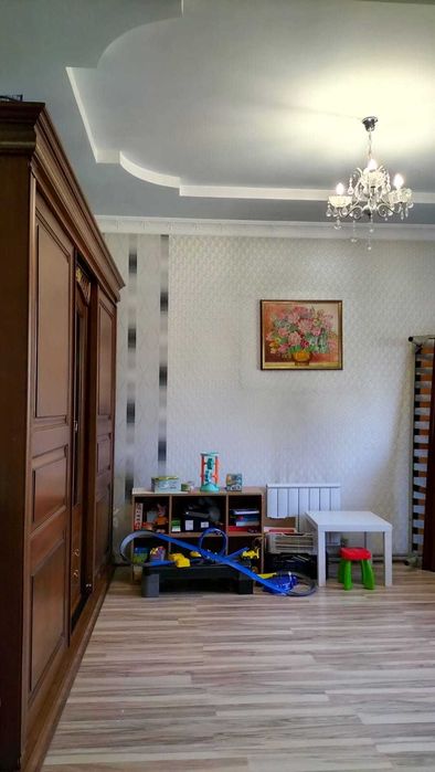 Продам дом 600 кв.м. пос. Райымбек