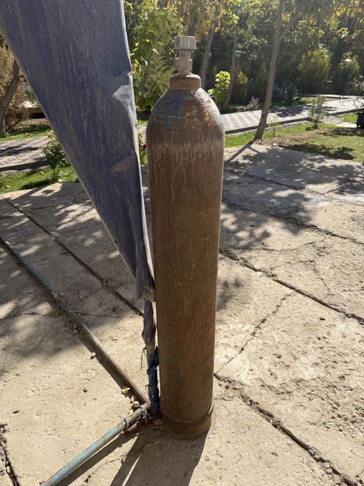 Газовый баллон, кислородный баллон