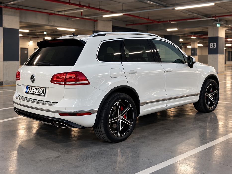 VOLKSWAGEN Touareg 2015 — imagine 2