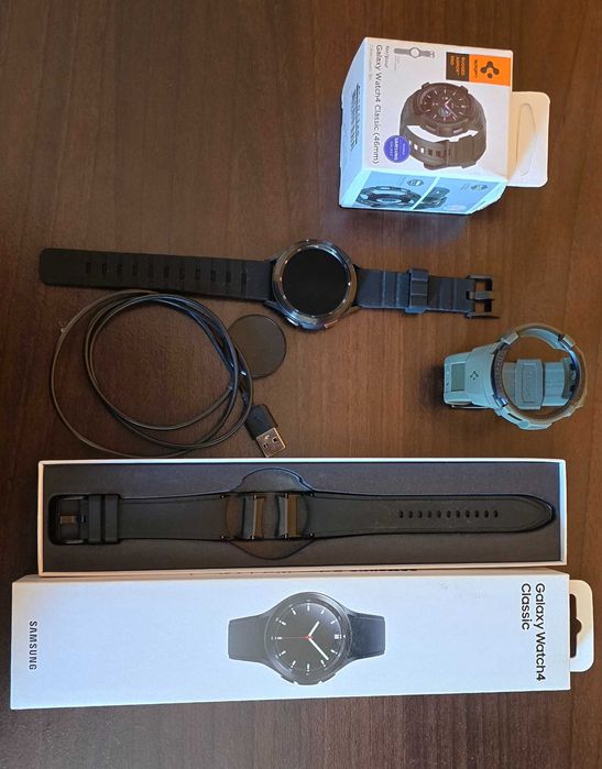 Продавам смарт часовник Samsung