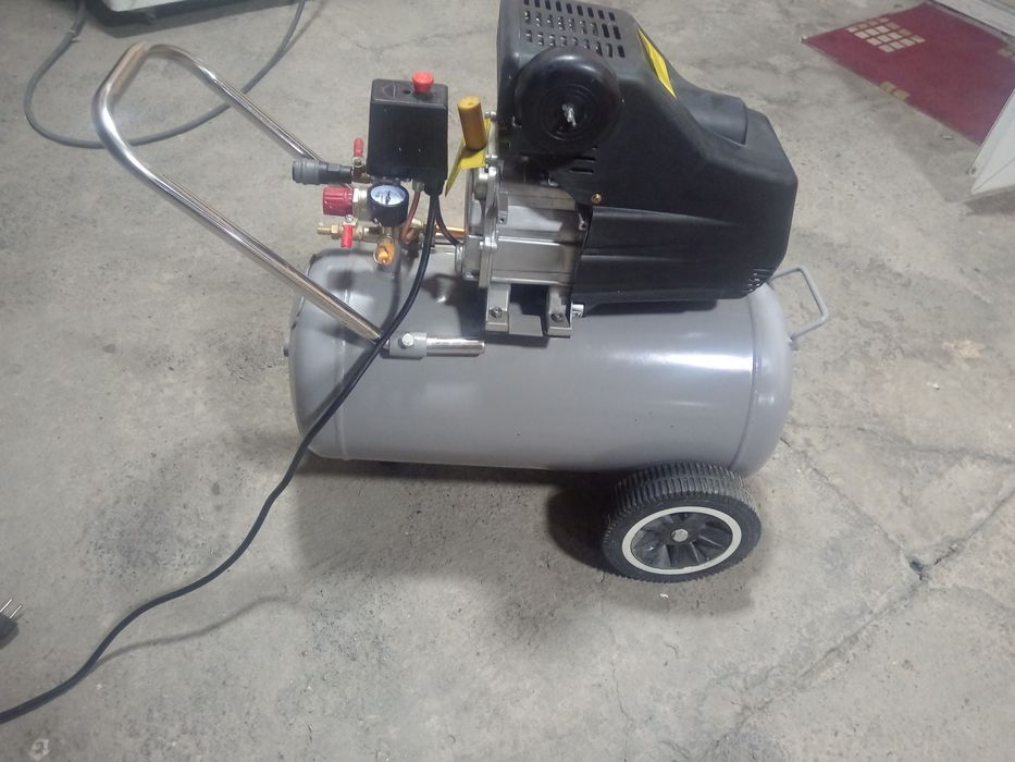 Kompresor sotiladi xolati idial narxini kelishtirib beramiza