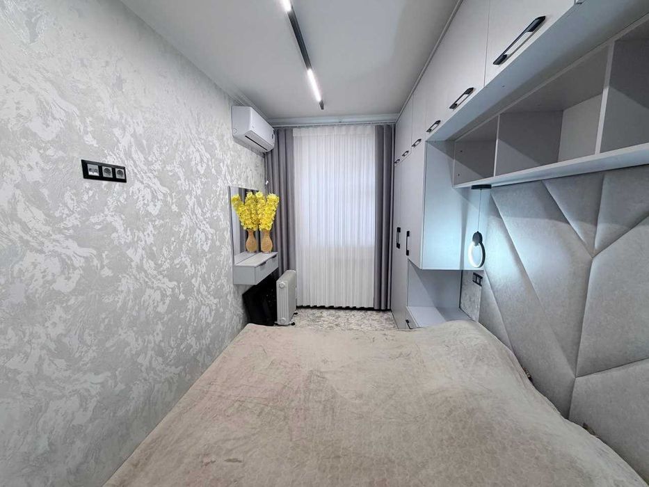 СРОЧНО !  Евро Квартира на Саламатина 3/3/5