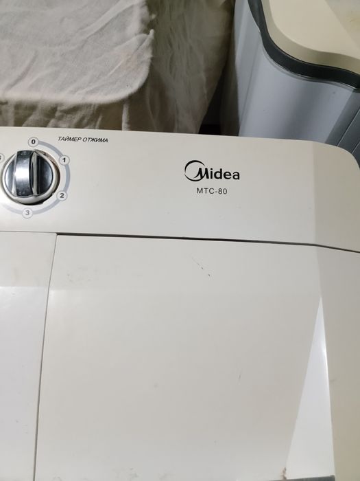 Стиральная машинка полавтомат