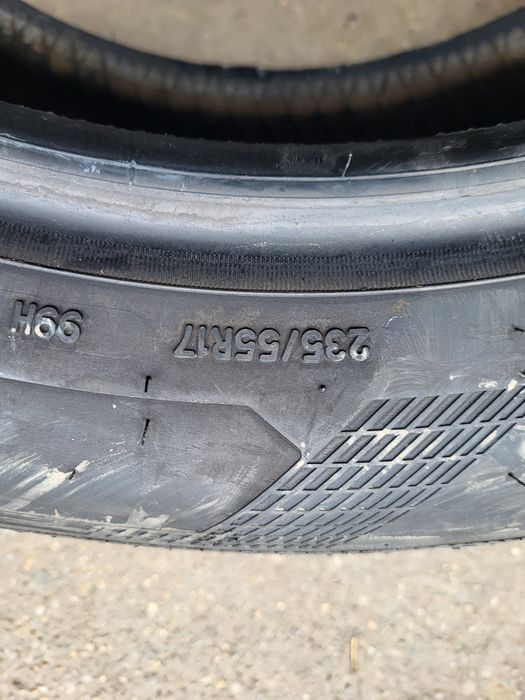 2 anvelope 235 55 R 17 Goodyear vara