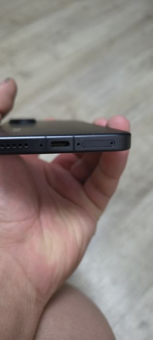 Продам vivo x 200 fe п