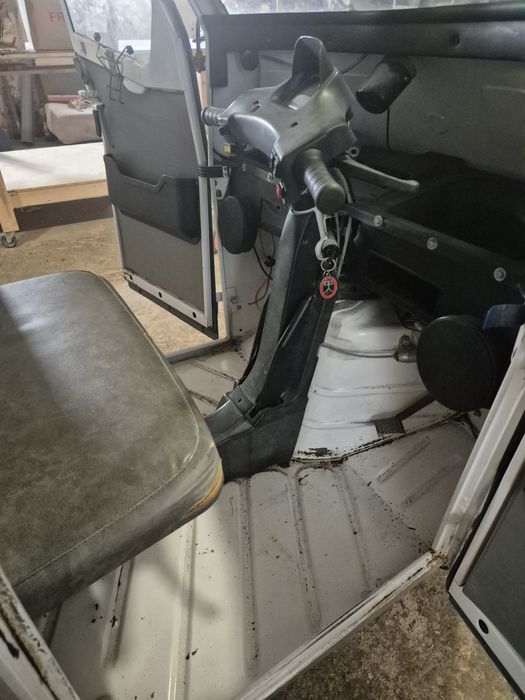 Piaggio Ape 50 cu caroserie originala, fara rugina