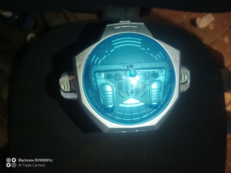 Jucarie robot cu baterii mare functional