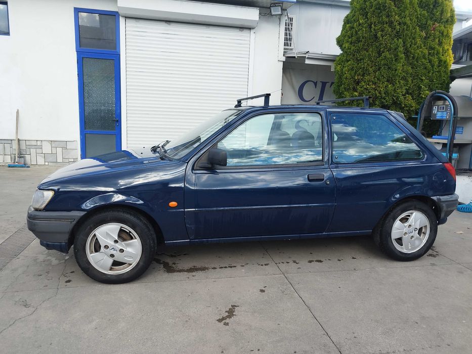 Ford fiesta 1.1 , 1994г., бензин