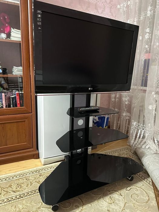 Продам телевизор с приставкой