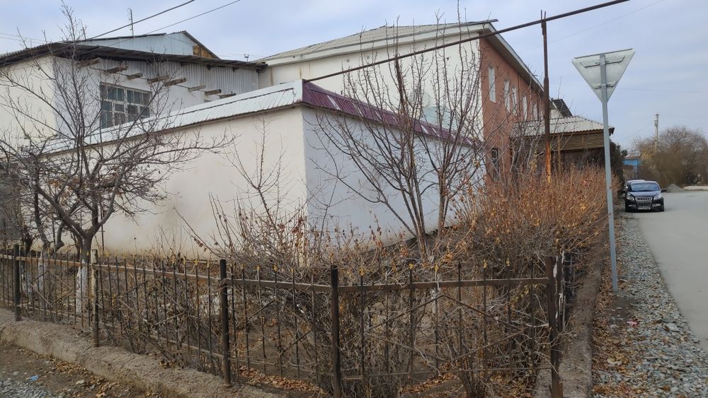 Продаётся вторая половина участка с землей в Воднике