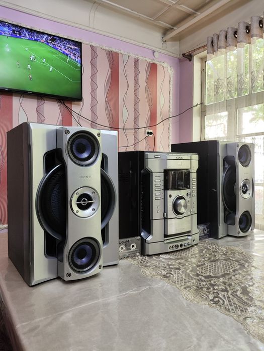 Orginal SONY 4600 watt bass bomba