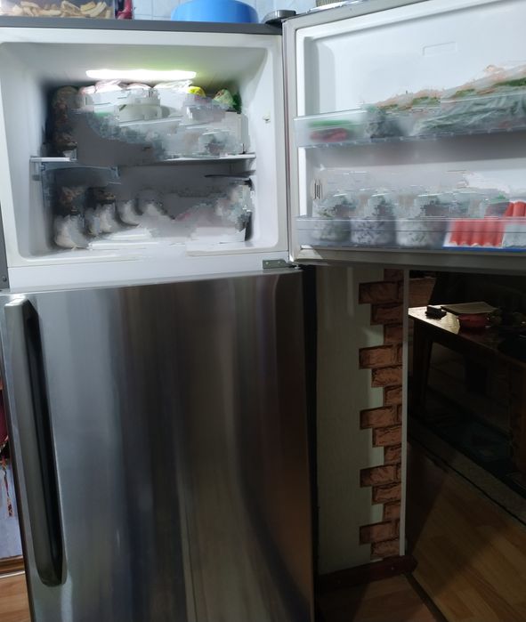 Холодильник Hoffman б/у, без иневый, в отличном состоянии