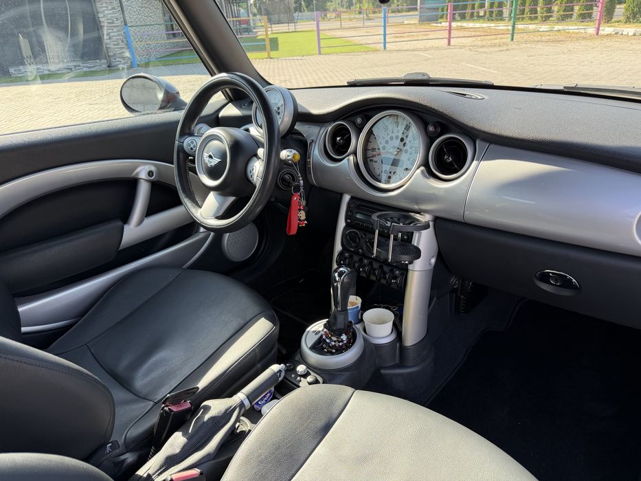 Mini      Cooper