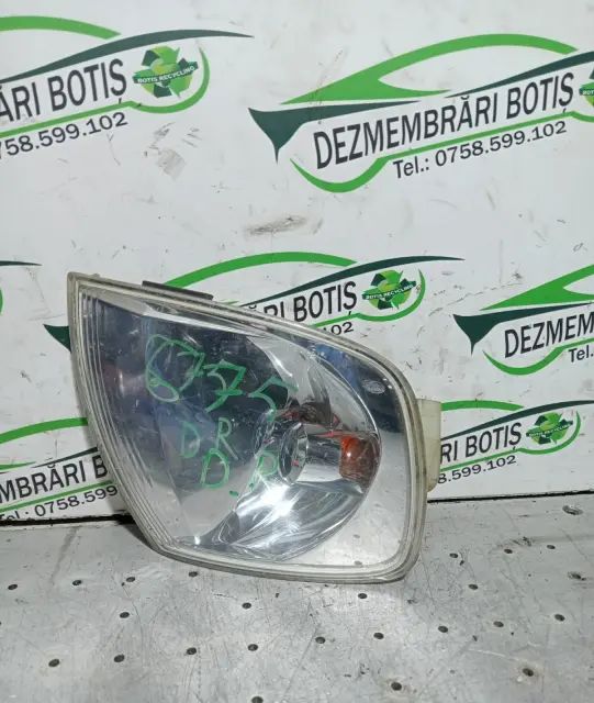 Lampa semnalizare fata dreapta Volkswagen VW Polo 2000 1.4 MT (60 hp)