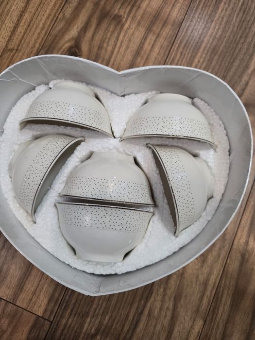 Стаканы, пиалки