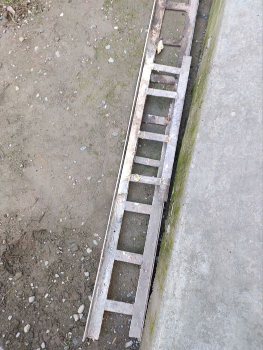 Продаётся решетки и угольник