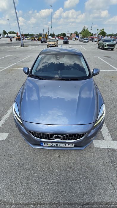 VOLVO V40 2017 — imagine 3