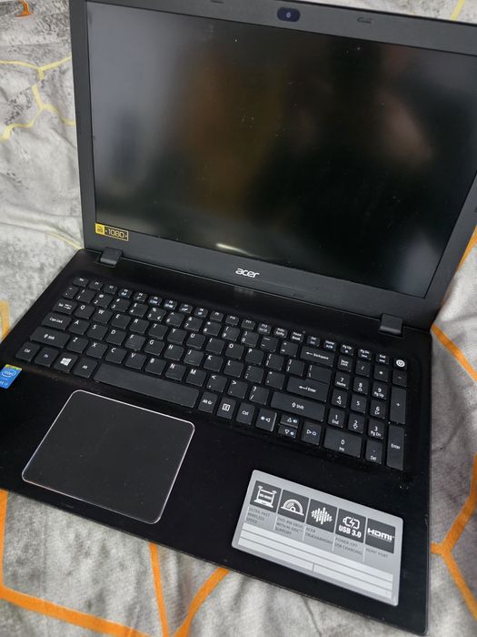 Laptop Acer Aspire F5-571 – Intel Core i3, 8GB RAM, SSD 240GB, Full HD