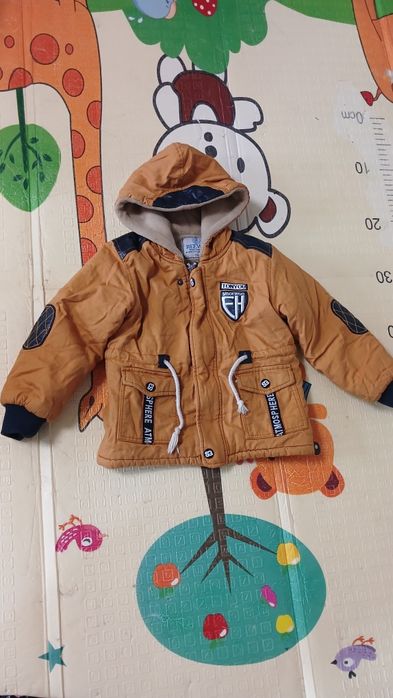 Продаю детский куртки