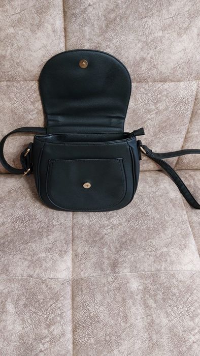 Сумка чёрная+в подарок клатч. Продам сумку из бусин